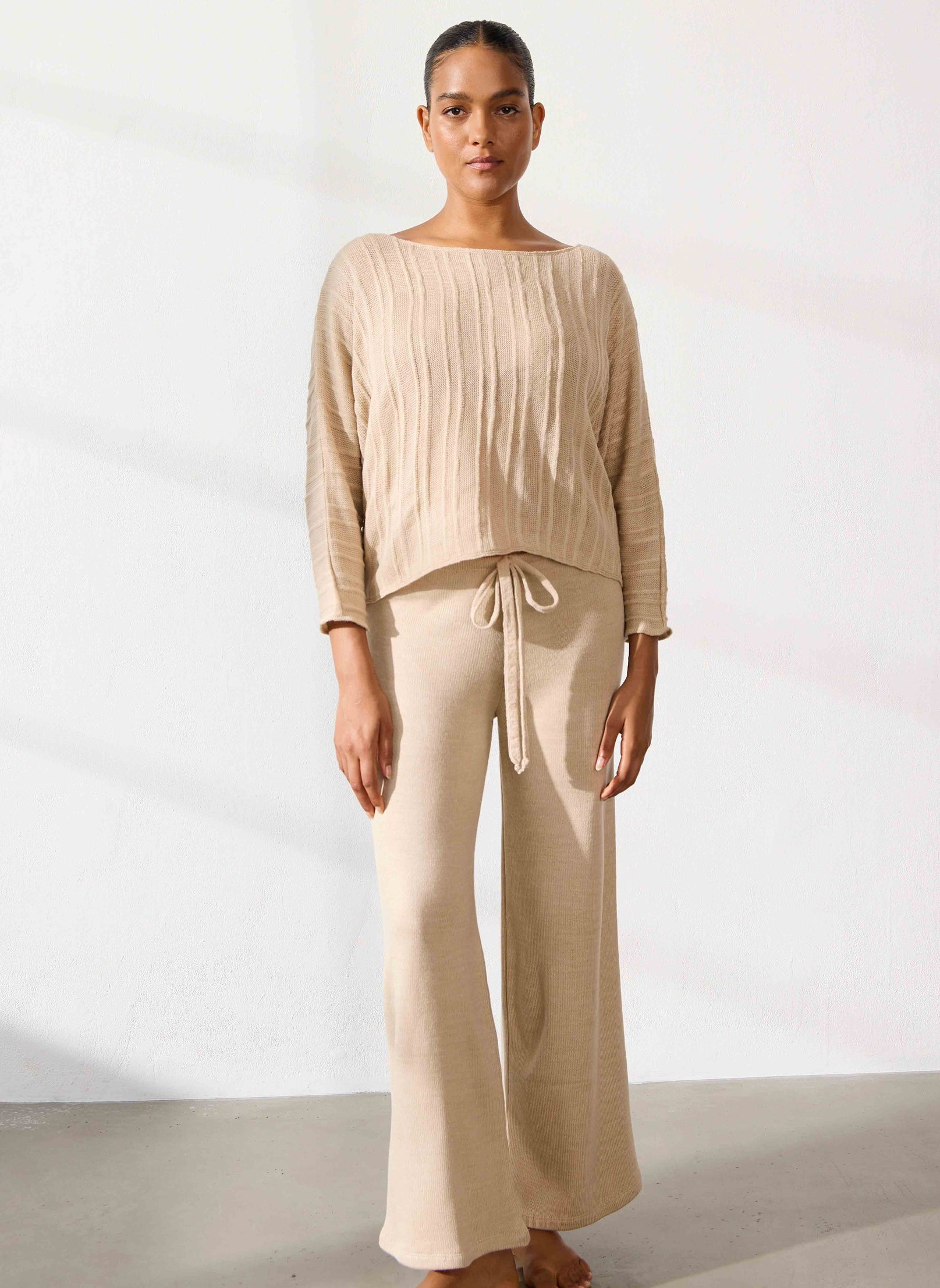 Casual Cut Drawstring Pant