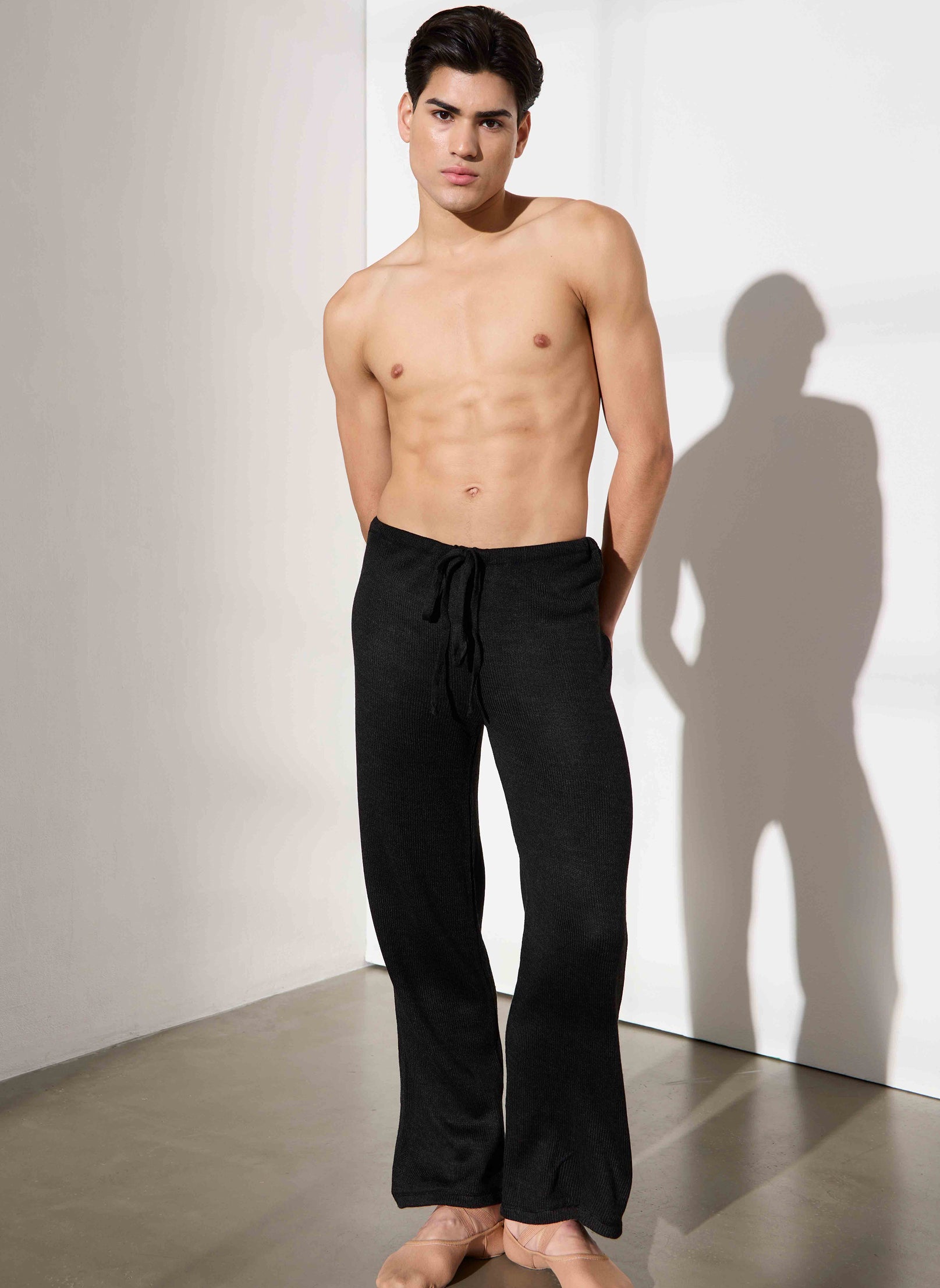 Casual Cut Drawstring Pant