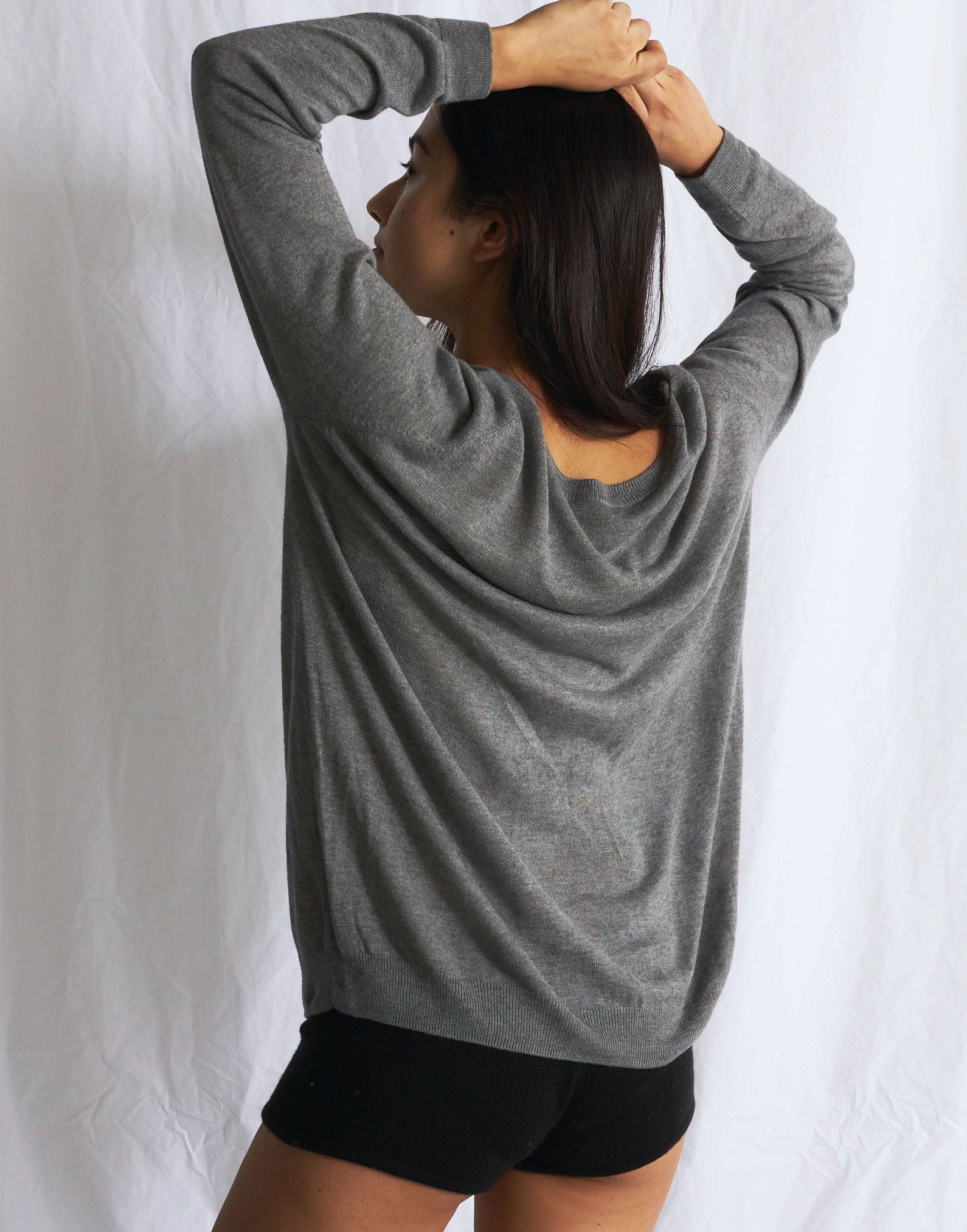 The Raglan Sweat Shirt